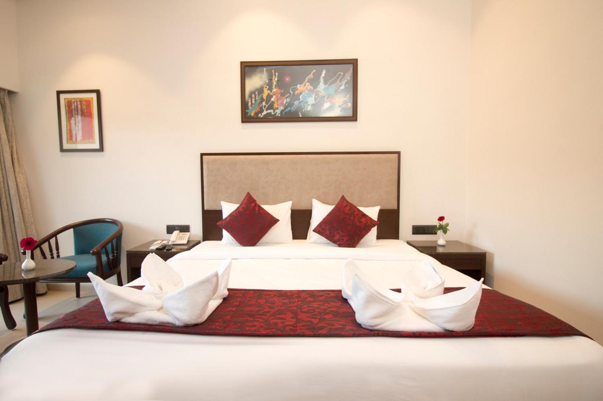 7 Apple Resort Лонавала Екстериор снимка