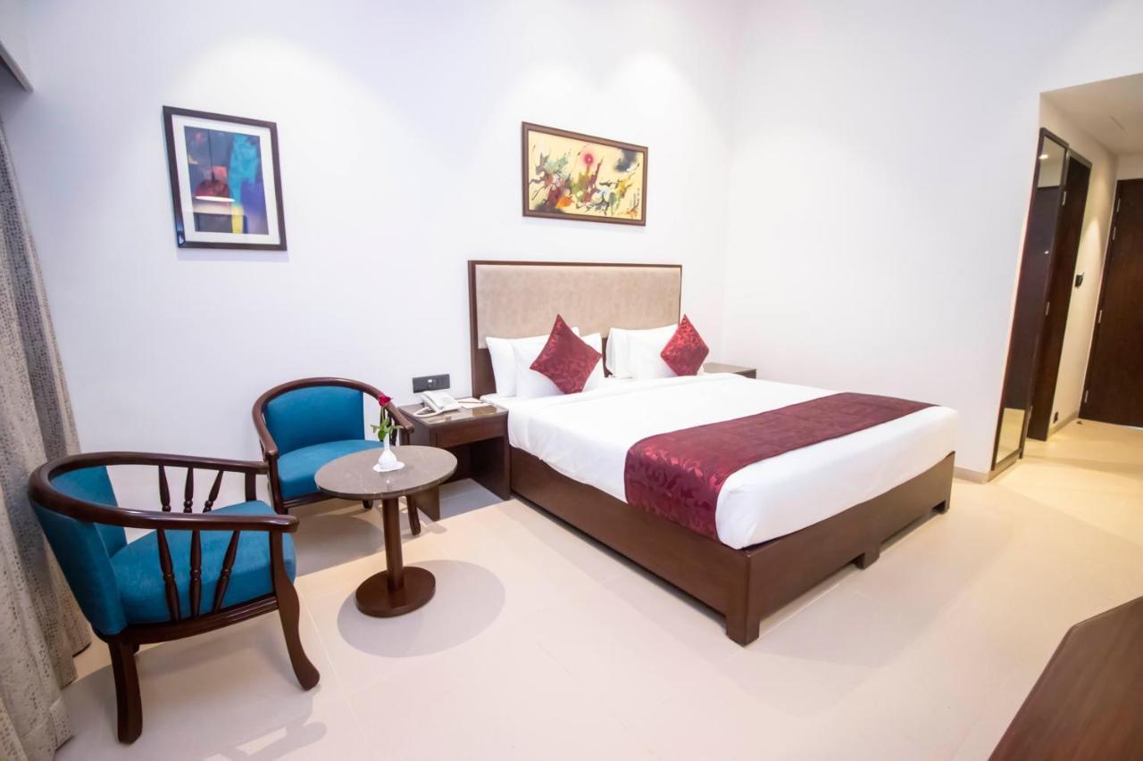 7 Apple Resort Лонавала Екстериор снимка